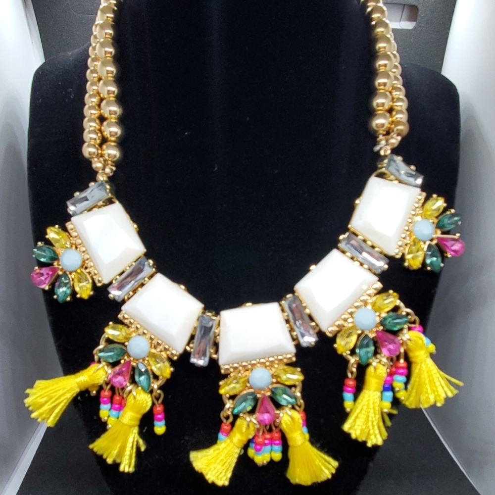 NEW 18" GOLD STONE CRYSTAL TASSELS NECKLACE MACYS - Picture 7 of 10